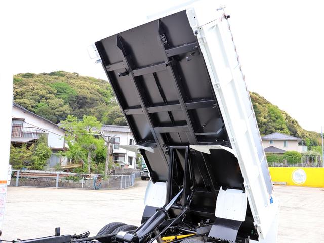 　３ｔ　ダンプ　全低床　４ナンバー　カスタム　２ＲＧ－ＦＢＡ６０(15枚目)