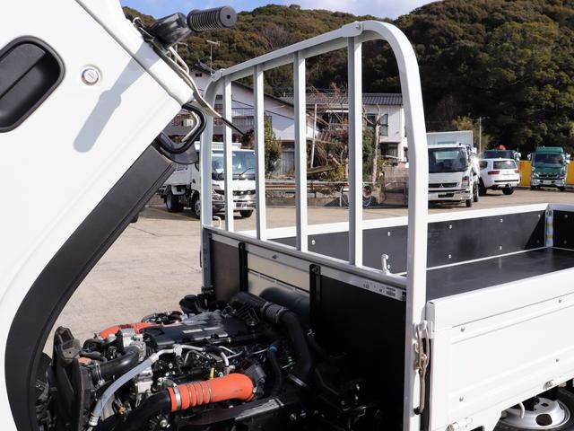 エルフトラック 　２ｔ　平ボデー　全低床　２ＲＧ－ＮＪＲ８８Ａ（20枚目）