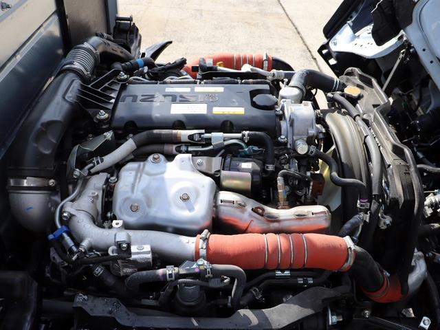 エルフトラック 　２ｔ　平ボデー　全低床　２ＲＧ－ＮＪＲ８８Ａ（29枚目）
