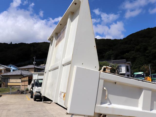 デュトロ 　３ｔ　ダンプ　全低床　４ナンバー　ＢＤＧ－ＸＺＵ３１４Ｔ（12枚目）