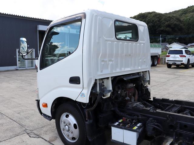 デュトロ 　３ｔ　ダンプ　全低床　４ナンバー　ＢＤＧ－ＸＺＵ３１４Ｔ（23枚目）