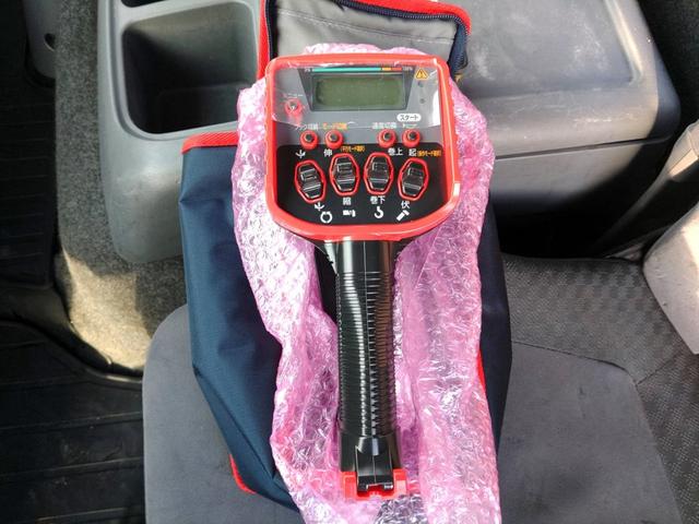 フォワード 　８ｔ　４段クレーン付　ラジコン　ＬＰＧ－ＦＴＲ９０Ｓ２　ミッションはリンク品へ交換済　クレーンは未使用品（8枚目）