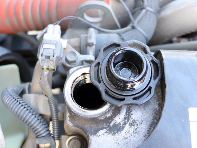 フォワード 　８ｔ　４段クレーン付　ラジコン　ＬＰＧ－ＦＴＲ９０Ｓ２　ミッションはリンク品へ交換済　クレーンは未使用品（58枚目）