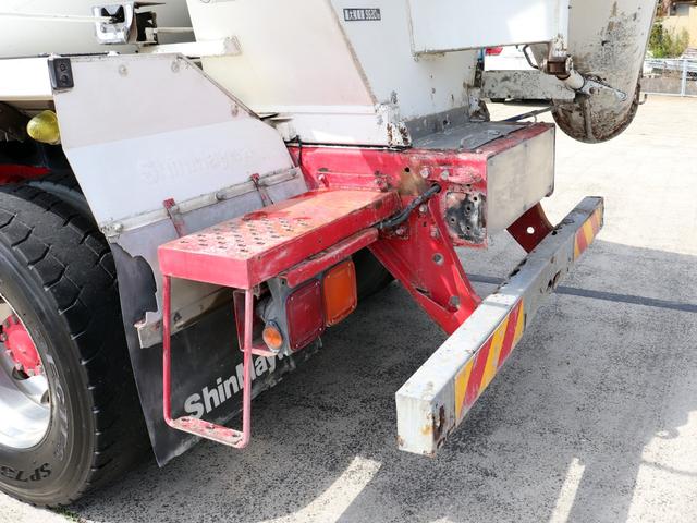 ギガ 　１０ｔ　コンクリートミキサー車　新明和　ＱＫＧ－ＣＸＺ７７ＡＴ（30枚目）