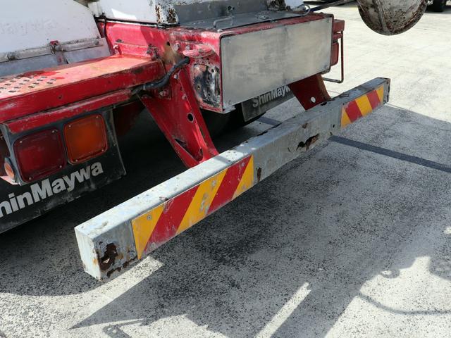 ギガ 　１０ｔ　コンクリートミキサー車　新明和　ＱＫＧ－ＣＸＺ７７ＡＴ（31枚目）