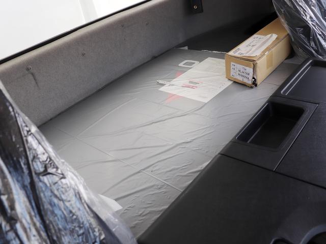 スーパーグレート 　１０ｔ　ダンプ　Ｌゲート　新明和　ＡＴ車　２ＰＧ－ＦＶ８０ＨＸ（30枚目）