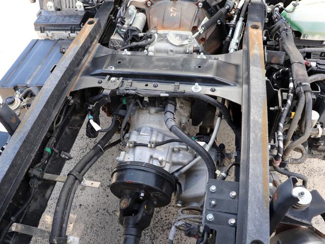 エルフトラック 　３ｔ　ダンプ　全低床　４ＷＤ　４ナンバー　２ＰＧ－ＮＫＳ８８ＡＮ（21枚目）