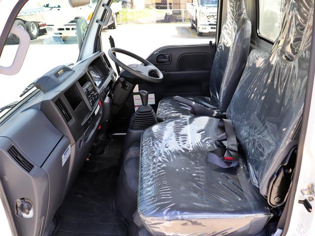 エルフトラック 　３ｔ　ダンプ　全低床　４ＷＤ　４ナンバー　２ＰＧ－ＮＫＳ８８ＡＮ（31枚目）