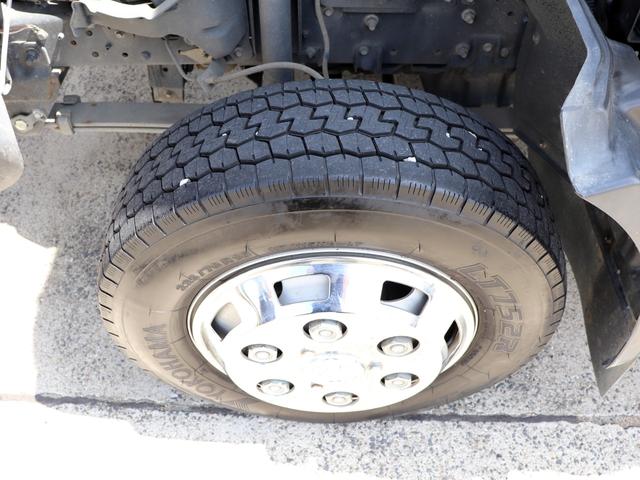 デュトロ 　３ｔ　平ボデー　全低床　ワイドロング　２ＲＧ－ＸＺＵ７１２Ｍ（41枚目）