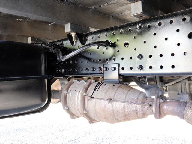 エルフトラック  2t 平ボデー 全低床 ワイドロング TKG-NPR85AR(22枚目)