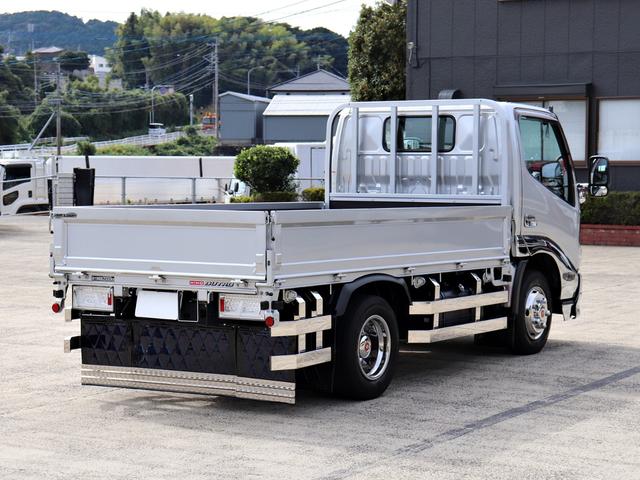 デュトロ 2t 平ボデー 全低床 標準 10尺 TKG-XZU605M(2枚目)