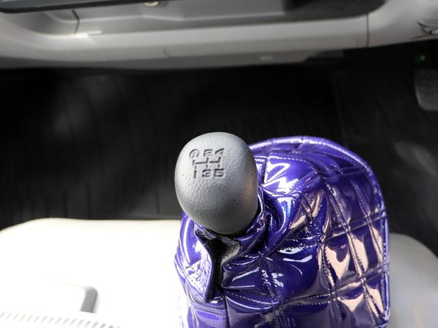 デュトロ 2t 平ボデー 全低床 標準 10尺 TKG-XZU605M(6枚目)