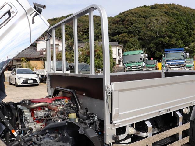 デュトロ 2t 平ボデー 全低床 標準 10尺 TKG-XZU605M(10枚目)