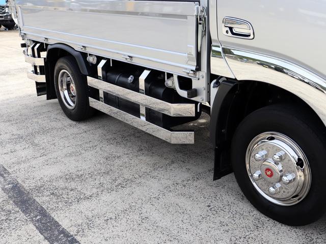 デュトロ 2t 平ボデー 全低床 標準 10尺 TKG-XZU605M(12枚目)