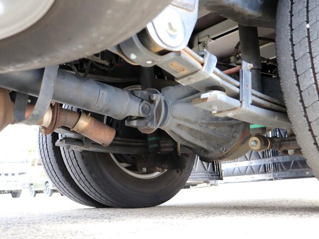 デュトロ 2t 平ボデー 全低床 標準 10尺 TKG-XZU605M(17枚目)