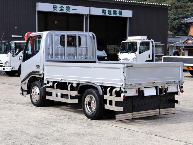 デュトロ 2t 平ボデー 全低床 標準 10尺 TKG-XZU605M(21枚目)