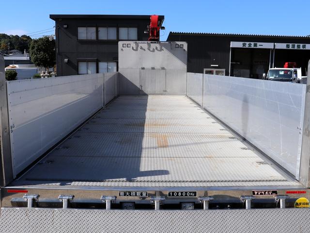 ギガ 25t セルフ 4段クレーン付 ラジコン ウインチ 4軸低床 2PG-CYJ77C(16枚目)