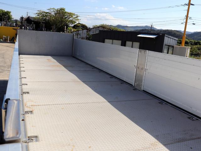 ギガ 25t セルフ 4段クレーン付 ラジコン ウインチ 4軸低床 2PG-CYJ77C(21枚目)