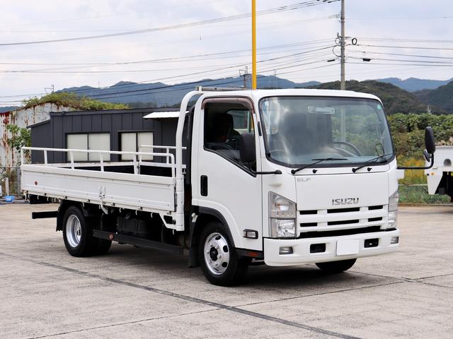 エルフトラック 　３．５ｔ　平ボデー　全低床　ワイドロング　ＴＫＧ－ＮＰＲ８５ＡＲ（30枚目）