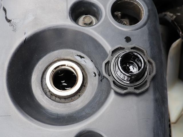 エルフトラック 　３．５ｔ　平ボデー　全低床　ワイドロング　ＴＫＧ－ＮＰＲ８５ＡＲ（45枚目）