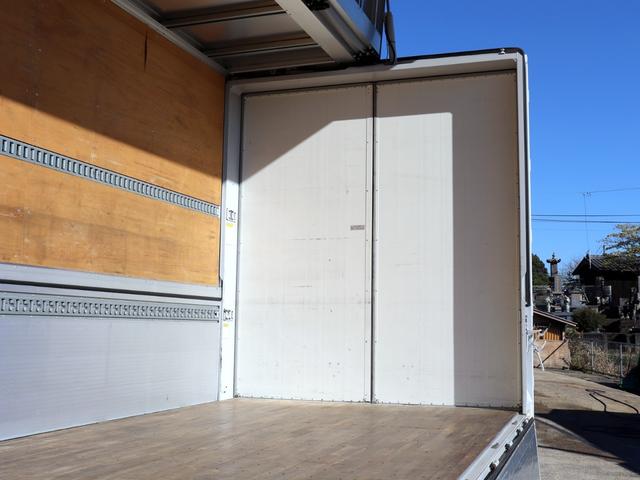 プロフィア 25t ウィングバン 4軸低床 後輪エアサス ハイルーフ AT車 2DG-FW1AHG(17枚目)