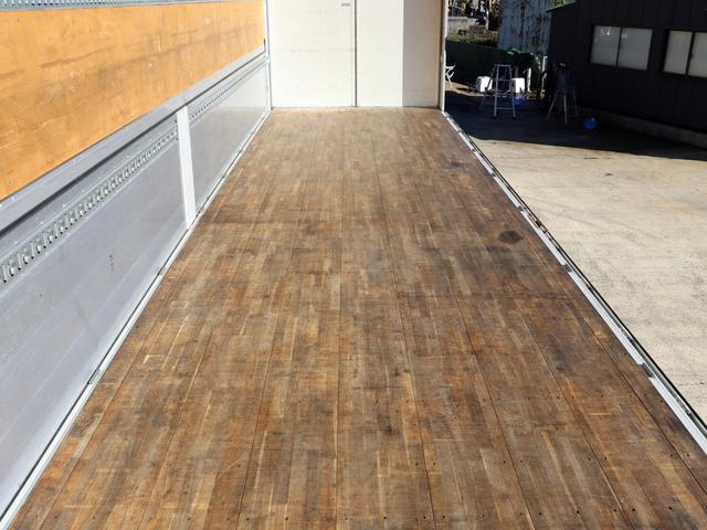 プロフィア 25t ウィングバン 4軸低床 後輪エアサス ハイルーフ AT車 2DG-FW1AHG(18枚目)