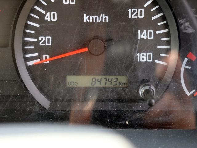 エルフトラック 　４ｔ　４段クレーン付　セーフティローダ　ラジコン　ＴＰＧ－ＮＰＲ８５ＹＮ（5枚目）