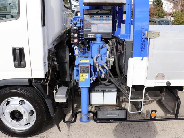 エルフトラック 　４ｔ　４段クレーン付　セーフティローダ　ラジコン　ＴＰＧ－ＮＰＲ８５ＹＮ（20枚目）