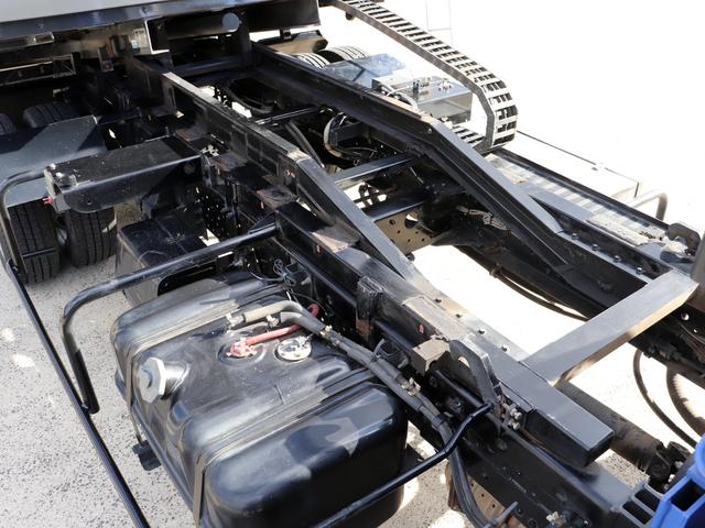 エルフトラック 　４ｔ　４段クレーン付　セーフティローダ　ラジコン　ＴＰＧ－ＮＰＲ８５ＹＮ（26枚目）