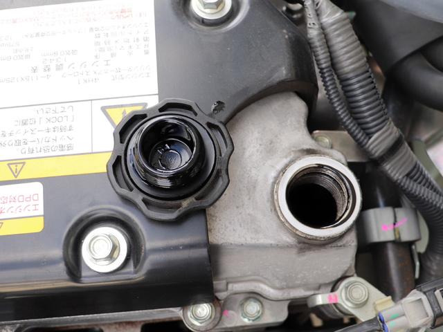 フォワード 　４ｔ　平ボデー　ワイド　６２００　ベッド付　アルミブロック　ＡＴ車　２ＲＧ－ＦＲＲ９０Ｓ２（53枚目）