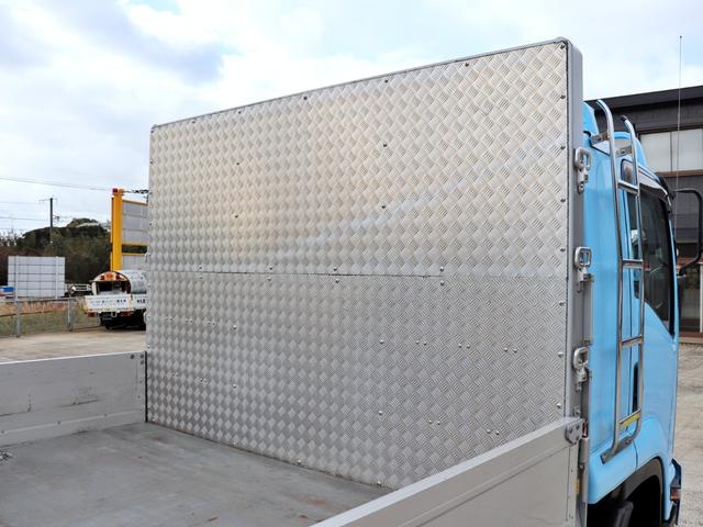 フォワード 　４ｔ　平ボデー　ワイド　６２００　ベッド付　後輪エアサス　２ＲＧ－ＦＲＲ９０Ｔ２（14枚目）