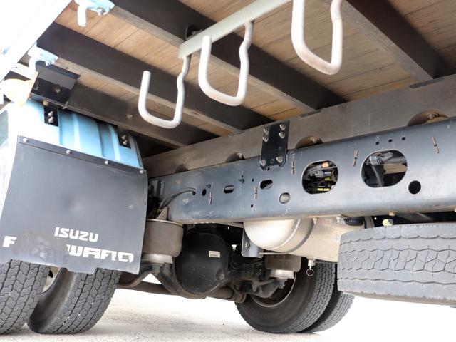 フォワード 　４ｔ　平ボデー　ワイド　６２００　ベッド付　後輪エアサス　２ＲＧ－ＦＲＲ９０Ｔ２（19枚目）