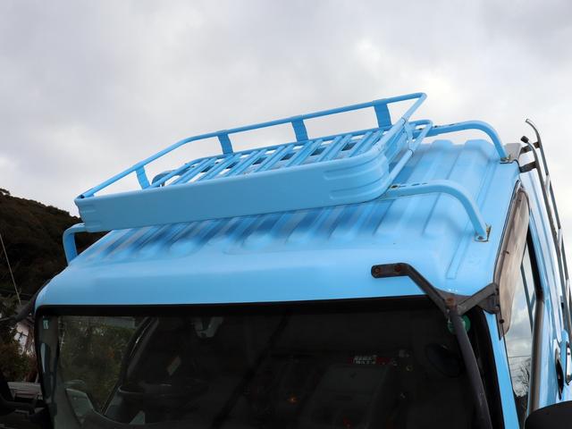 フォワード 　４ｔ　平ボデー　ワイド　６２００　ベッド付　後輪エアサス　２ＲＧ－ＦＲＲ９０Ｔ２（33枚目）