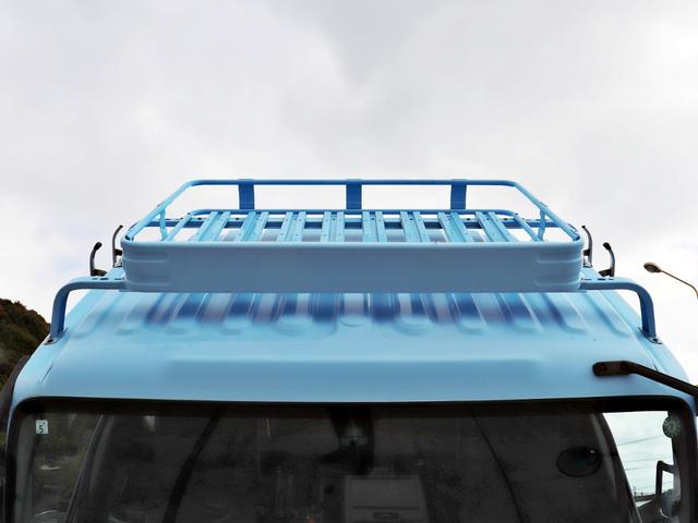 フォワード 　４ｔ　平ボデー　ワイド　６２００　ベッド付　後輪エアサス　２ＲＧ－ＦＲＲ９０Ｔ２（34枚目）