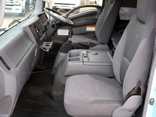 フォワード 　４ｔ　平ボデー　ワイド　６２００　ベッド付　後輪エアサス　２ＲＧ－ＦＲＲ９０Ｔ２（36枚目）