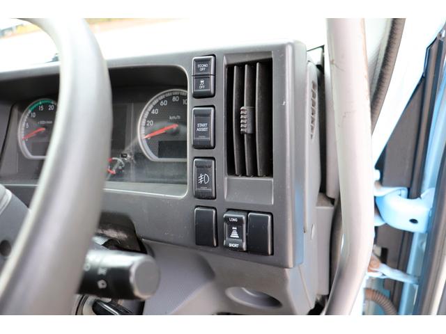 フォワード 　４ｔ　平ボデー　ワイド　６２００　ベッド付　後輪エアサス　２ＲＧ－ＦＲＲ９０Ｔ２（40枚目）