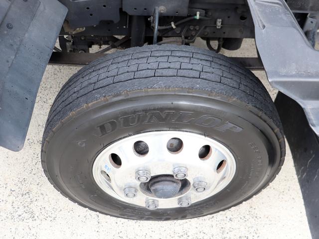 フォワード 　４ｔ　平ボデー　ワイド　６２００　ベッド付　後輪エアサス　２ＲＧ－ＦＲＲ９０Ｔ２（43枚目）