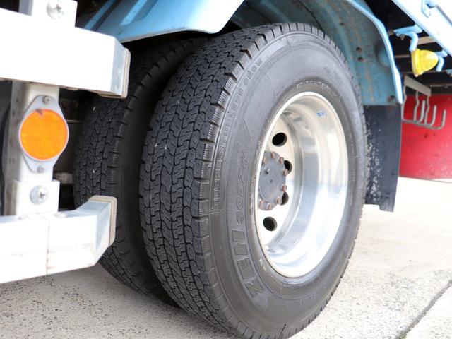 フォワード 　４ｔ　平ボデー　ワイド　６２００　ベッド付　後輪エアサス　２ＲＧ－ＦＲＲ９０Ｔ２（46枚目）