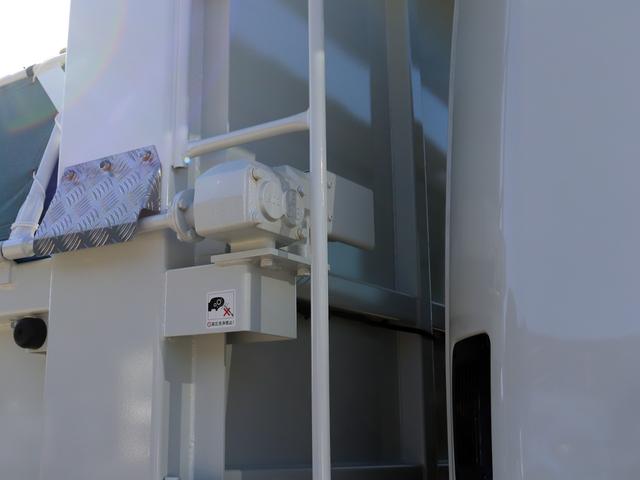 ファイター 8t ダンプ ベッドレス 2KG-FK72FZ(11枚目)