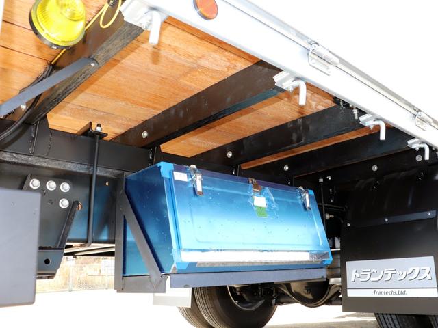 ヒノレンジャー 　４ｔ　平ボデー　標準　６２００　後輪エアサス　ベッド付　２ＫＧ－ＦＤ２ＡＢＧ（12枚目）