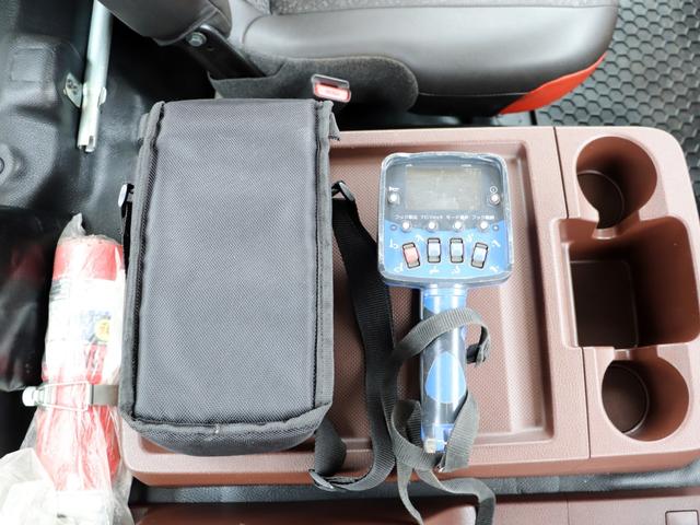 ヒノレンジャー 　４ｔ　４段クレーン付　ラジコン　差し違いアウトリガ　ベッドレス　２ＫＧ－ＦＣ２ＡＢＡ（7枚目）