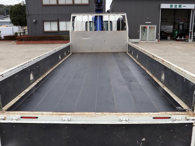 ヒノレンジャー 　４ｔ　４段クレーン付　ラジコン　差し違いアウトリガ　ベッドレス　２ＫＧ－ＦＣ２ＡＢＡ（10枚目）