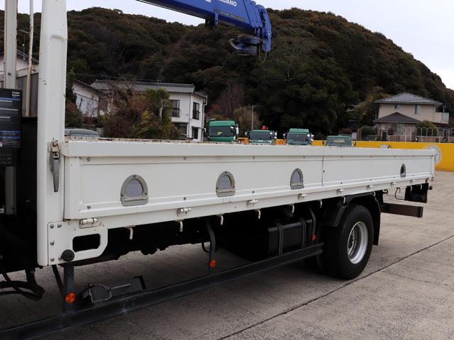 ヒノレンジャー 　４ｔ　４段クレーン付　ラジコン　差し違いアウトリガ　ベッドレス　２ＫＧ－ＦＣ２ＡＢＡ（18枚目）