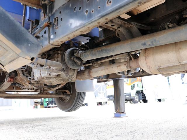 ヒノレンジャー 　４ｔ　４段クレーン付　ラジコン　差し違いアウトリガ　ベッドレス　２ＫＧ－ＦＣ２ＡＢＡ（29枚目）