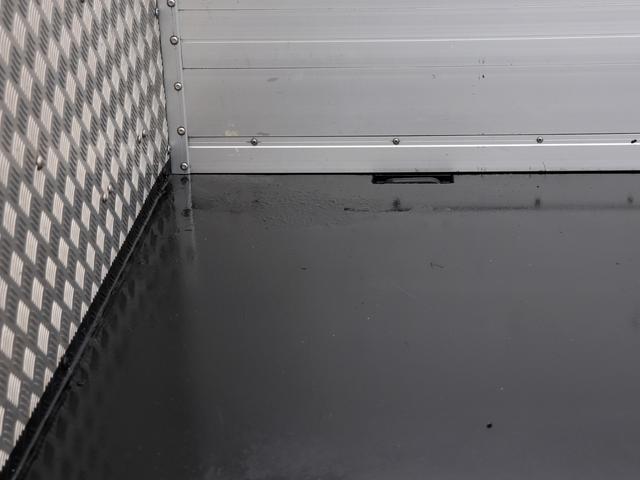 フォワード 6t 平ボデー ワイド 6200 ベッド付 2RG-FSR90S2(13枚目)