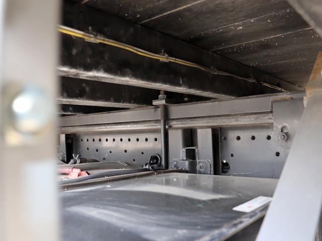 フォワード 　６ｔ　セルフ　４段クレーン付　ラジコン　重機運搬車　２ＲＧ－ＦＳＲ９０Ｓ２（22枚目）