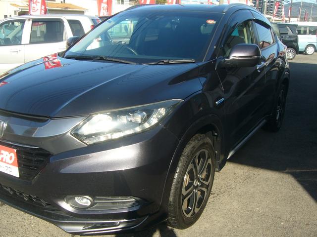 ヴェゼル ハイブリッドＺ　純正ナビ・バックカメラ・ＥＴＣ・フロントドラレコ・女性ワンオーナー・あんしんパッケージ・前席シートヒーター・１７インチアルミホイル・禁煙車（4枚目）