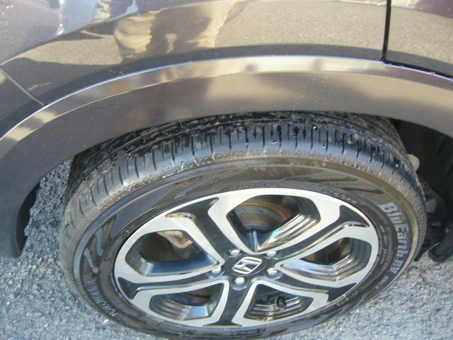 ヴェゼル ハイブリッドＺ　純正ナビ・バックカメラ・ＥＴＣ・フロントドラレコ・女性ワンオーナー・あんしんパッケージ・前席シートヒーター・１７インチアルミホイル・禁煙車（27枚目）