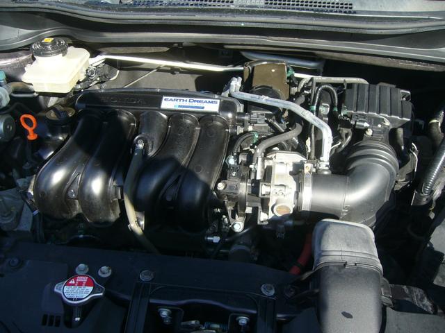 ヴェゼル ハイブリッドＺ　純正ナビ・バックカメラ・ＥＴＣ・フロントドラレコ・女性ワンオーナー・あんしんパッケージ・前席シートヒーター・１７インチアルミホイル・禁煙車（30枚目）