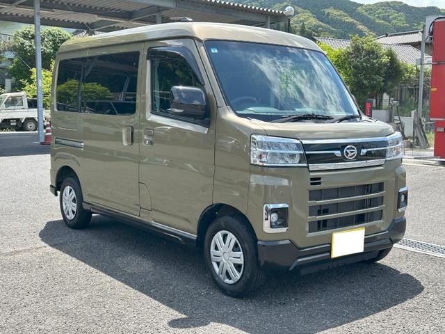 ＲＳ　ワンオーナー　禁煙車　４ＷＤ　ディスプレイオーディオ付　ＥＴＣ付(4枚目)